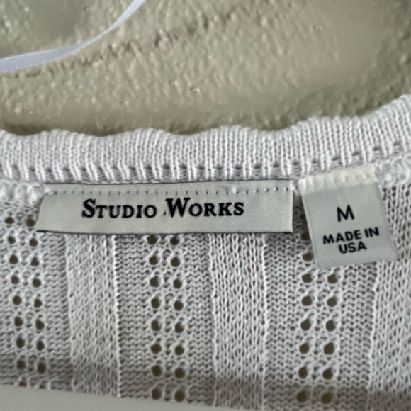 Studio Works white sweater size Medium - Picture 3 of 4